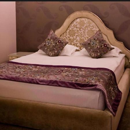 Hotel Goya Collection Târgu Jiu Εξωτερικό φωτογραφία