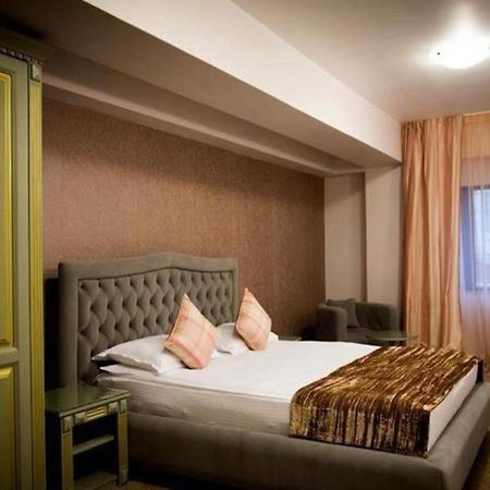 Hotel Goya Collection Târgu Jiu Εξωτερικό φωτογραφία