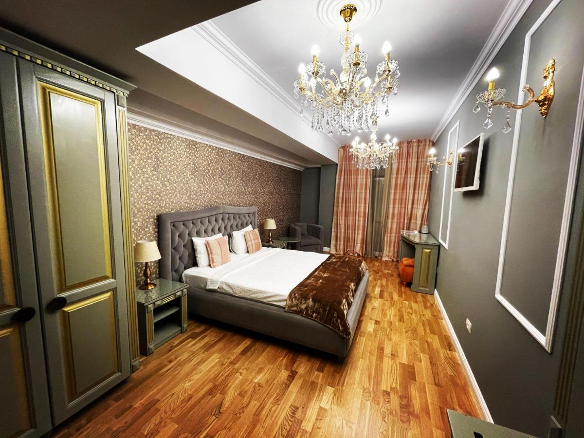 Hotel Goya Collection Târgu Jiu Εξωτερικό φωτογραφία