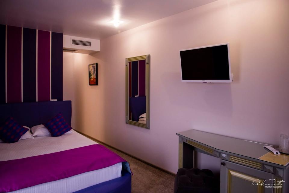 Hotel Goya Collection Târgu Jiu Εξωτερικό φωτογραφία